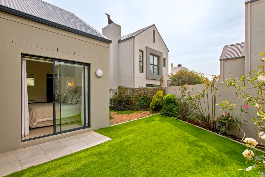 3 Bedroom Property for Sale in Aan de Wijnlanden Western Cape